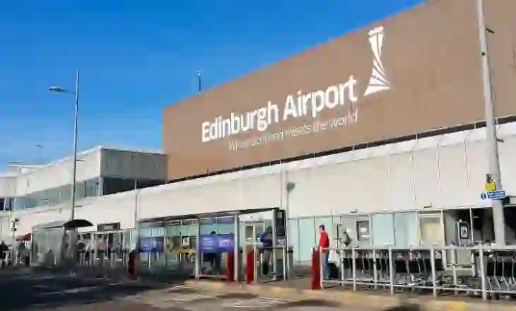 Aeroporti i Edinburgut në Skoci pezullon fluturimet, për shkak të defekteve në teknologjinë e informacionit