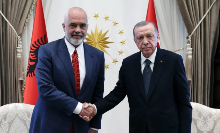 Aeroporti i Vlorës dhe tuneli i Llogarasë qoka të Edi Ramës për Erdoganin, ja kulisat e një korrupsioni skandaloz