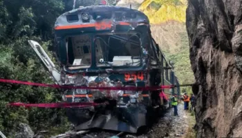 Aksident hekurudhor në Machu Picchu/ Një person ndërron jetë dhe 40 të tjerë plagosen nga përplasja kokë më kokë e dy trenave