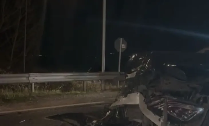 Aksident në aksin Lezhë–Shkodër/ Përplasen dy automjete, tre të plagosur