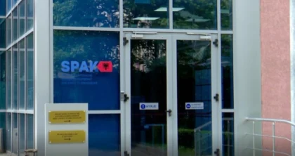 Aksioni ndaj AKSHI-t/ Gjykata e Posaçme heq masën e sigurimit për zv.drejtorin e policisë Tiranë, por lë në fuqi pezullimin nga detyra