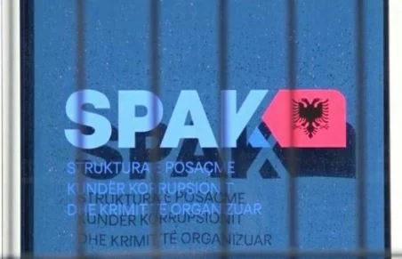 Akuzohet për ndikim të paligjshëm te gjyqtarët/ SPAK i sekuestron pasuritë (EMRI)