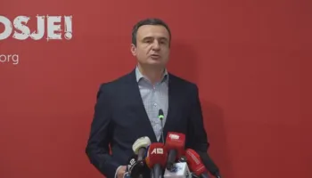 Albin Kurti fiton zgjedhjet në Kosovë