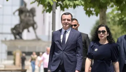 Albin Kurti paralajmëron takim me Vjosa Osmanin për çështjen e presidentit