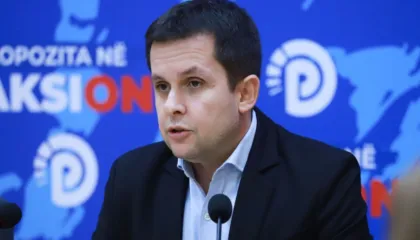 Alimehmeti: Qeveria nuk bie me një protestë, ndryshimi kërkon kohë