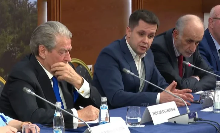 Alimehmeti zbulon takimin me Berishën pas kafes me Salianjin: Për çfarë e përgëzova Doktorin