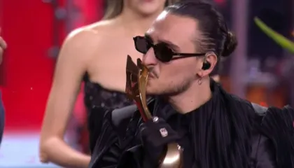 Alis triumfon në Festivalin e 64, “Nan” do të përfaqësojë Shqipërinë në Eurovision