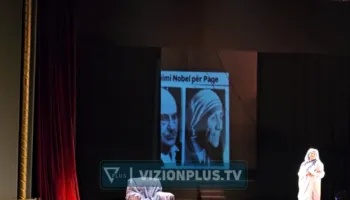 “And’rra e Nan Terezës” në Shkodër, shfaqja për shenjtoren ngjitet në skenën e teatrit “Migjeni”