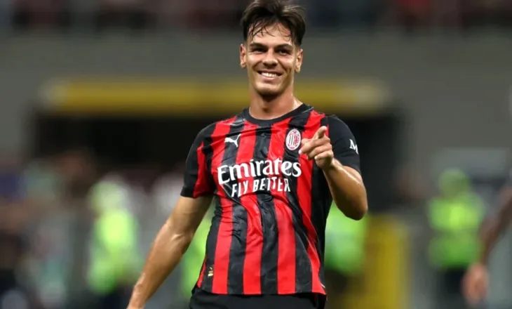 Ardon Jashari po kthehet në formë te Milani, Broja gëzon fëmijët si Babagjysh te Bërnli