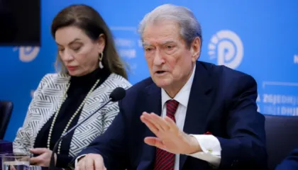 Arrestimet pas protestës së opozitës, Berisha: Të lirohen menjëherë, njëri prej tyre djali i luftëtarit të UÇK që kishte ardhur për një foto me mua