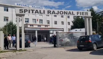 Arrestohet 44-vjeçari në Fier, plagosi me thikë rojën e spitalit