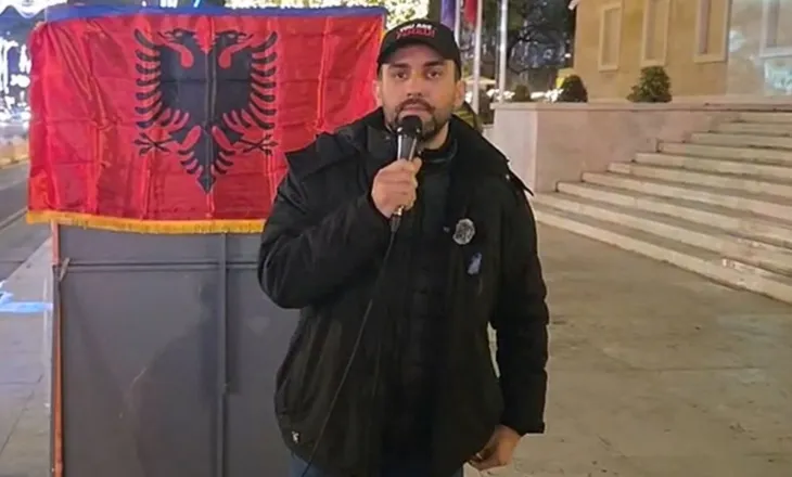 “Balluku dhe zyrtarë të tjerë kanë abuzuar me paratë publike”/ Lapaj thirrje për t’ju bashkuar protestës