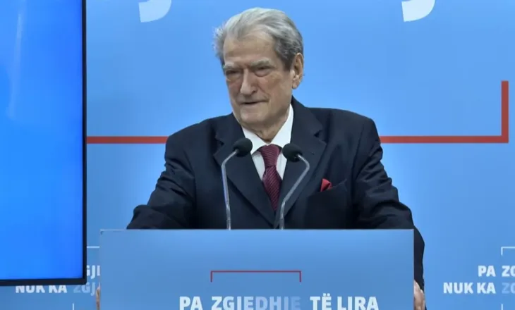 ‘Balluku, kryetare e një organizate kriminale’, Berisha: Bashkë me Ergys Agasin është mafia! Protesta të qëndrueshme…