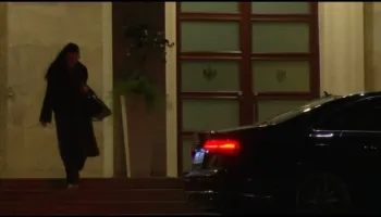 Balluku në Kryeministri në orët e vona, pak para Këshillit të Mandateve