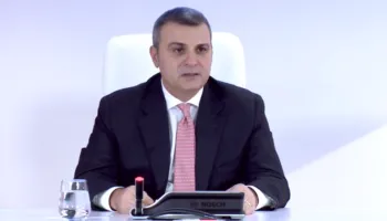 Banka e Shqipërisë mban në 2.5 % normën bazë të interesit për lekun