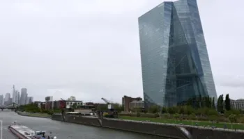 Banka Evropiane paralajmëron: “Të përgatitemi për tronditje në sistemet financiare”