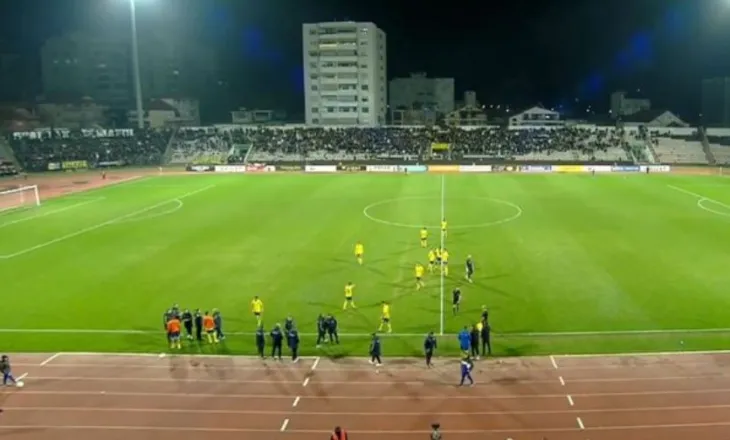 Bardheblutë braktisin ndeshjen/ Kaos në Elbasani-Tirana