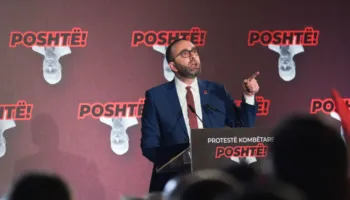 Bardhi: Asnjë pushtet nuk bie me lutje dhe heshtje, kjo protestë është për dinjitetin tonë