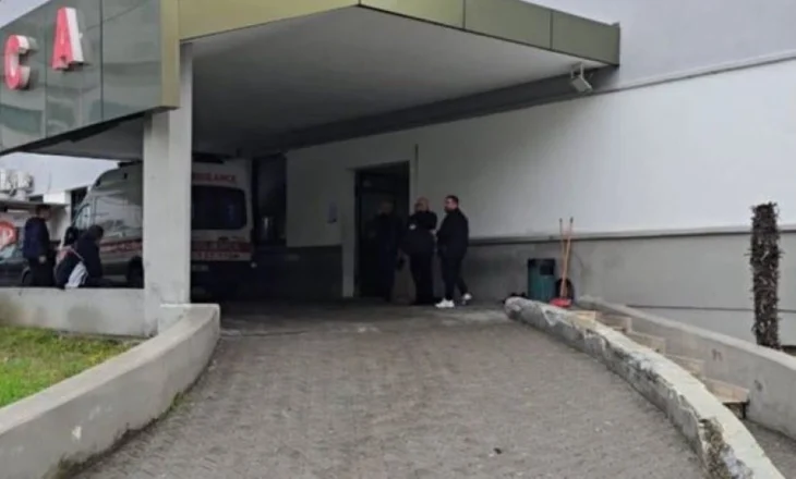 Bashkëmoshatari e plagosi me thikë pas sherrit në ‘TikTok’, humb jetën pas 9 ditësh 15-vjeçari