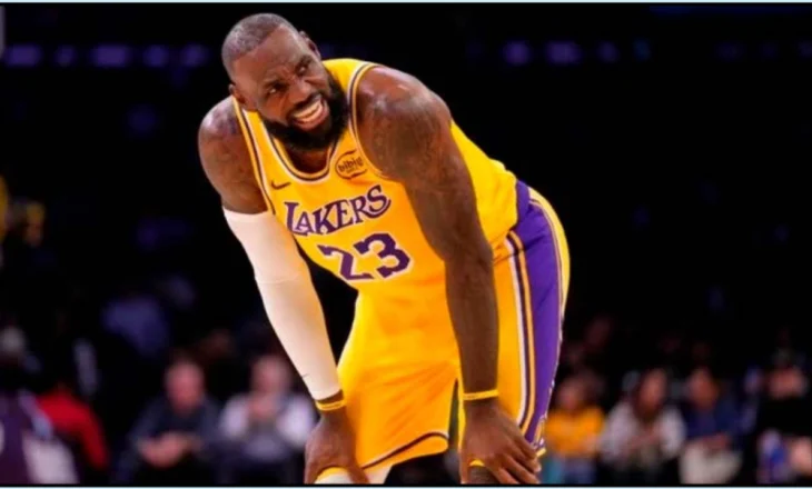 Basketboll/ LeBron Xhejmsit i ndërpritet rekordi 18-vjeçar