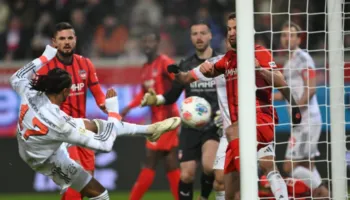 Bayern siguron fitoren që në pjesën e parë, dy gola ndaj portierit shqiptar (video)