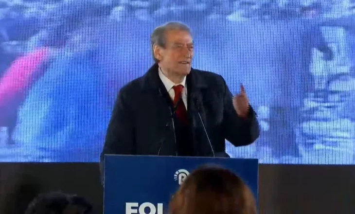 Berisha: 35 vite më parë studentët e Dhjetorit nuk patën askënd t’u dilte në krah, sot shqiptarët kanë Partinë Demokratike