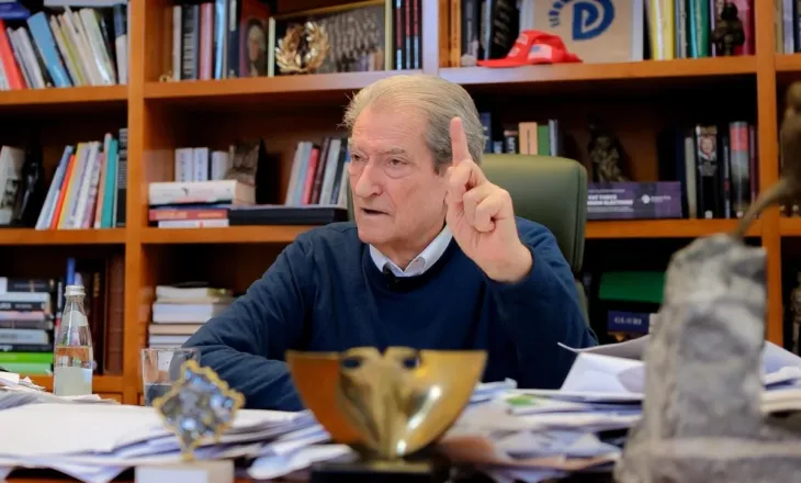 Berisha mesazh Lapajt dhe Shehajt: I kemi ftuar, por po tregohen opozitë e opozitës