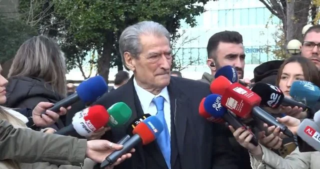 Berisha: Motoja e tyre, ‘vidh dhe ik’. Parlament nuk ka dhe nuk mund të ketë