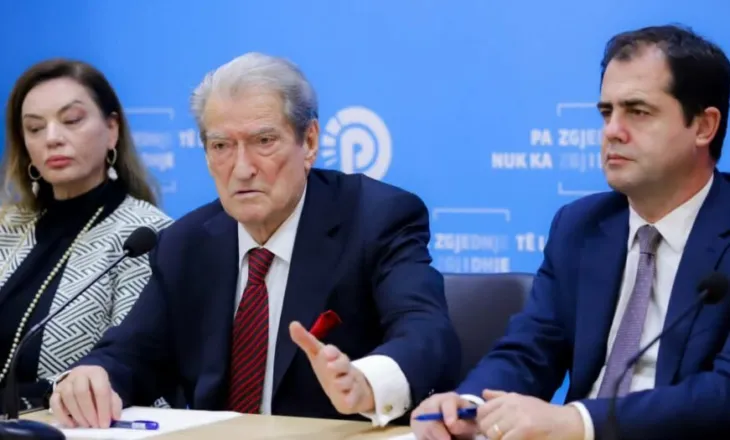 Berisha: Protestuesit inauguruan dje misionin e ri për shpëtimin e Shqipërisë! I falënderoj për përmbajtjen e zemërimit