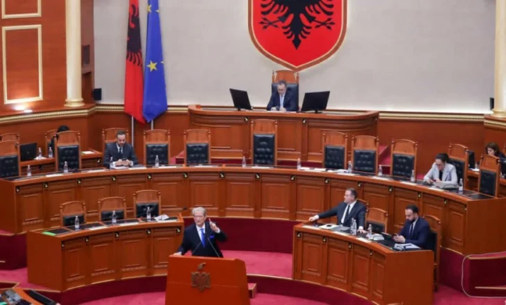 Berisha: Rama po ushtron një presion të tmerrshëm dhe banditesk mbi Gjykatën Kushtetuese