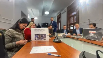 Berisha “spiunoi” Etikën në Facebook, Bardhi: Mbledhja është me dyer të mbyllura! Manja merr vendimin