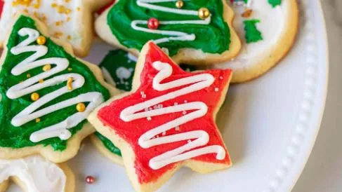 Biskotat me limon të Krishtlindjes, ja si të përgatisni recetën e vjetër me pak përbërës