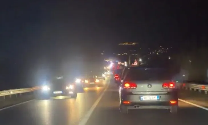 Bllokohet qarkullimi, trafik i rënduar në aksin Lezhë–Milot