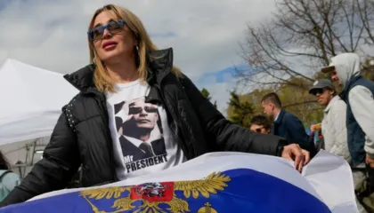 Britania shkurton ndjeshëm fondet kundër ndikimit rus dhe dezinformimit në Ballkanin Perëndimor