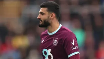 Broja “gradohet” titullar, fiton besimin e duhur te Burnley