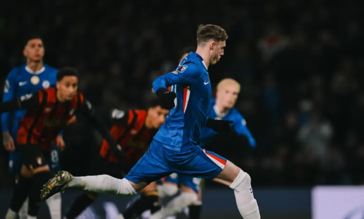 Broja titullar dhe jep asist, por nuk e shpëton dot Burnley nga humbja. Chelsea ngec sërish (video)