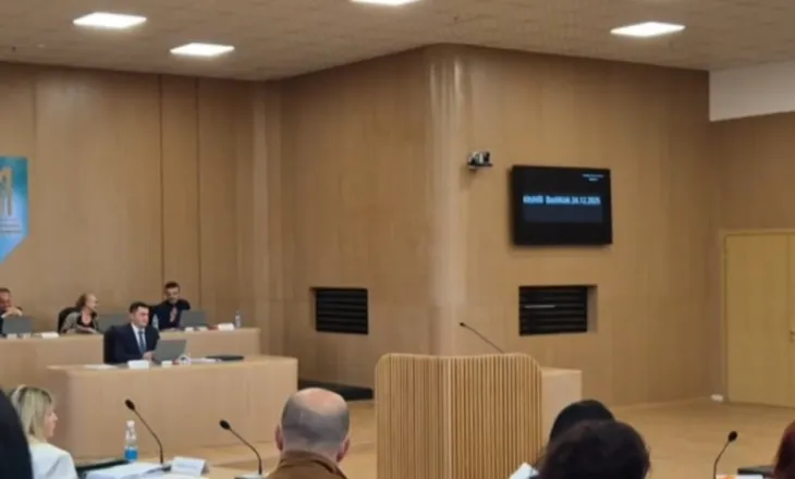 Buxheti i Elbasanit kalon me debate/ U rrit me 6%, këshilltarët e djathtë: Mashtrim financiar