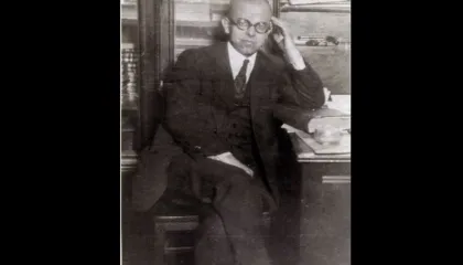 Buzëqesh… se kur të kesh vdekur, s’ke për të buzëqeshur më…