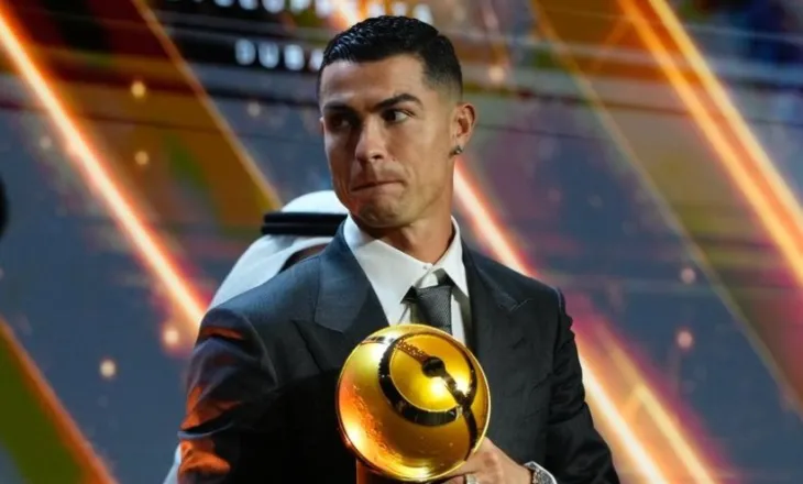 C.Ronaldo fiton çmimin e radhës dhe tregon objektivin e madh që ka deri në fund të karrierës