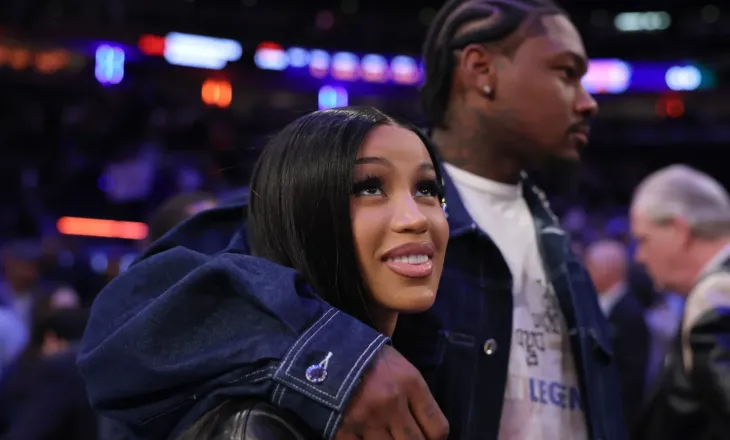 Cardi B reagon ndaj kritikave për marrëdhënien me Stefon Diggs
