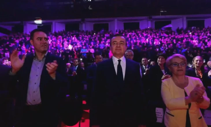 Çelet fushata në Kosovë, premtime për rritje pagash dhe pensionesh