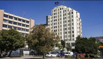 ÇFARË PO NDODH? Bllokohet rruga serbe që të çon drejt Kosovës, ja apeli për qytetarët