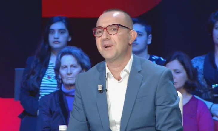 Çfarë po ndodh me PD? Dyrnjaja: Salianji i ka hyrë një aventure