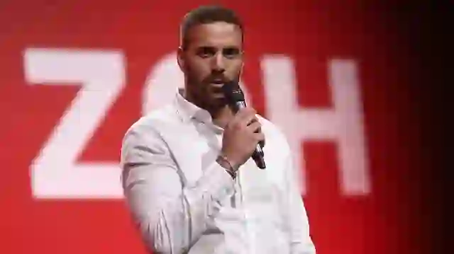 “Çmendet” eurodeputeti, dh*non gazetarin në Strasburg