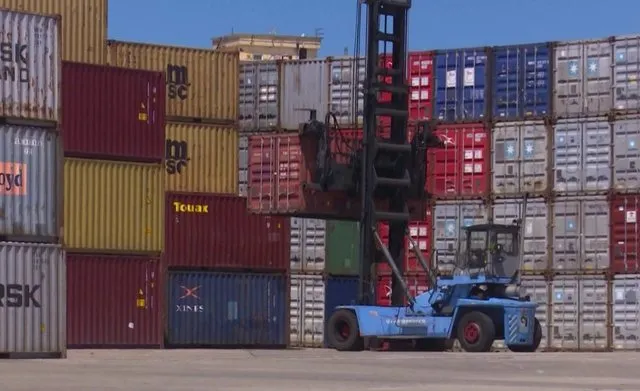 Çmim reference për mallrat në doganë, ekspertët: Rriten kostot për qytetarët