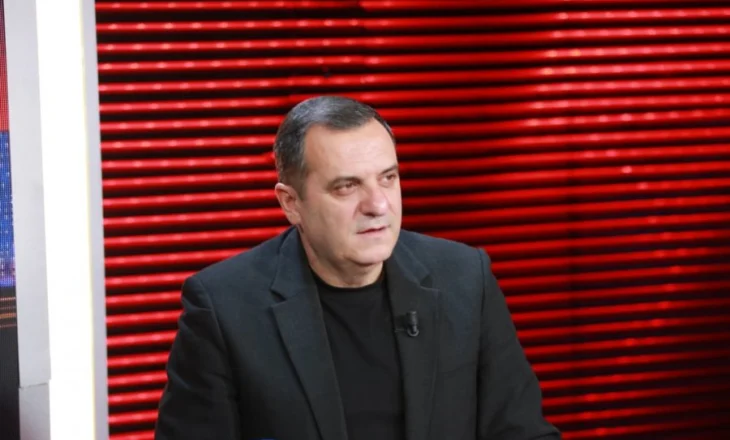 Çollaku: Paketa me 2700 mesazhe fundos Ramën dhe Ballukun, propaganda po shpik kriza për të fshehur skandalet