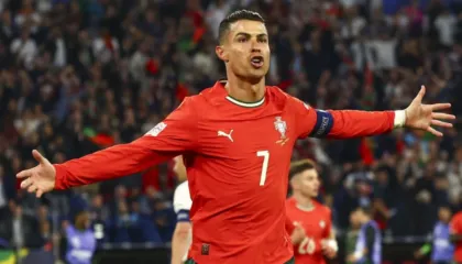 CR7 “fikson” datën e largimit nga futbolli i luajtur: Nuk iki pa shënuar 1000 gola