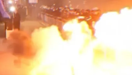 Daily Mail’ përcjell protestën e opozitës: Mijëra kundër korrupsionit në Shqipëri