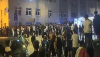 Dënohet me 12 vite burg shqiptari në Itali, plagosi me thikë dy persona pas ndeshjes së futbollit. Dyshohet se..