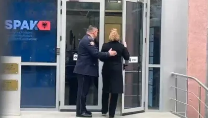 Deputetja e PS, Olta Xhaçka paraqitet në SPAK